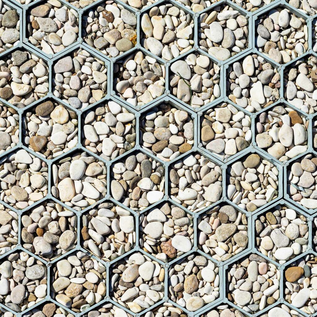 Gravillons Stabilisés dans Structure Alvéolaire - Produit 83 Goudronnage